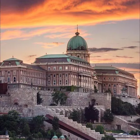 Premium By The Danube With Ac *