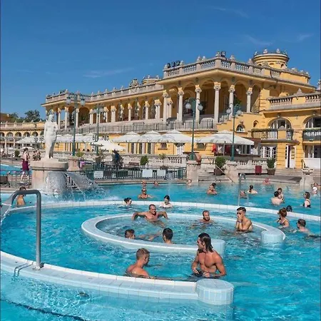 Apartment Premium By The Danube With Ac