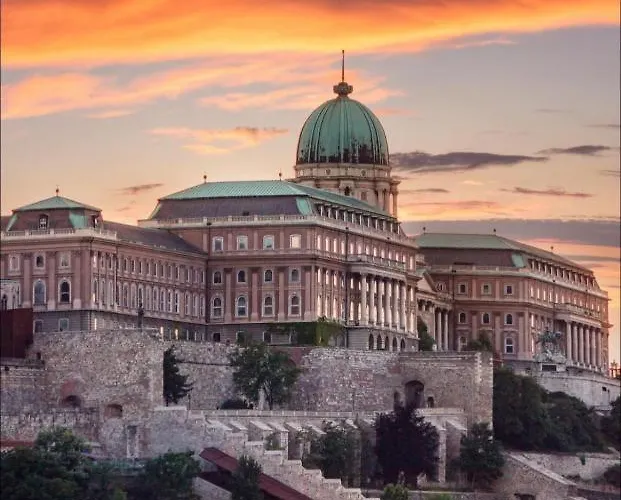 Premium By The Danube With Ac *
